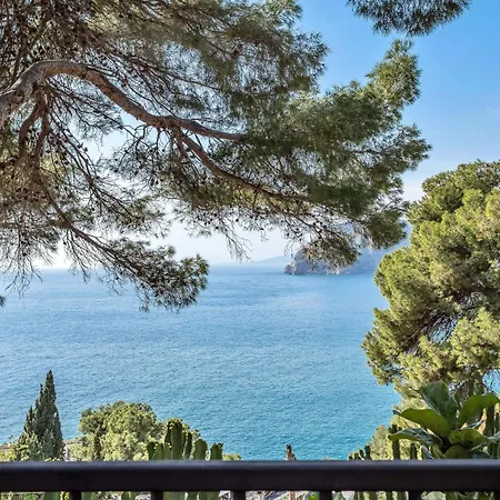 Villa With Private Pool 5 Minute Walk To The Beach Villa