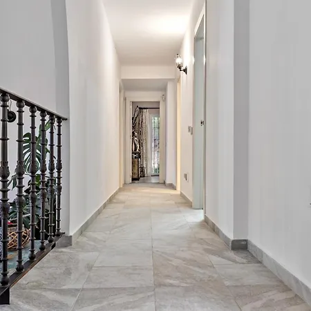 Villa Villa With Private Pool 5 Minute Walk To The Beach