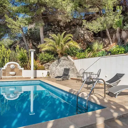 Villa Villa With Private Pool 5 Minute Walk To The Beach *